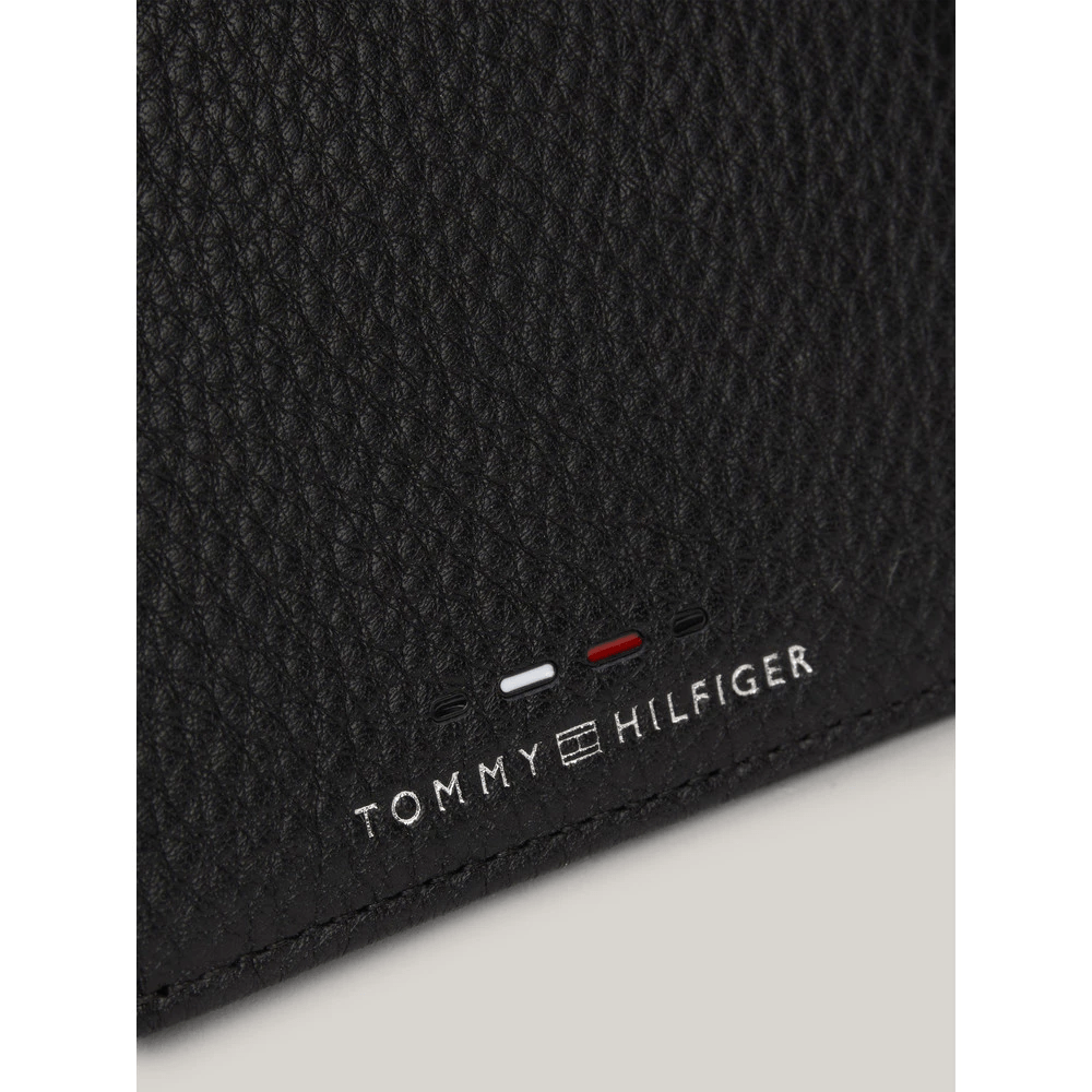 tommy hilfiger wallet