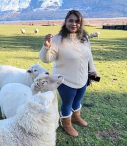 Sulochana Uthirapathi in Australia with Sheep